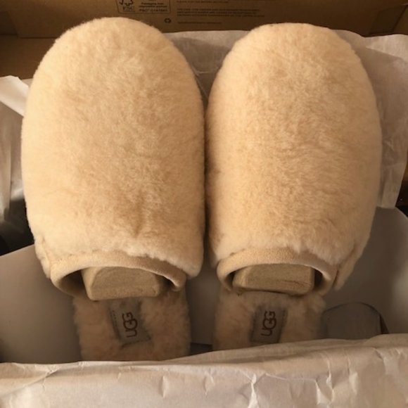 UGG Fluffette Slipper. Size: 7, 8, 9, 10 - Picture 4 of 12